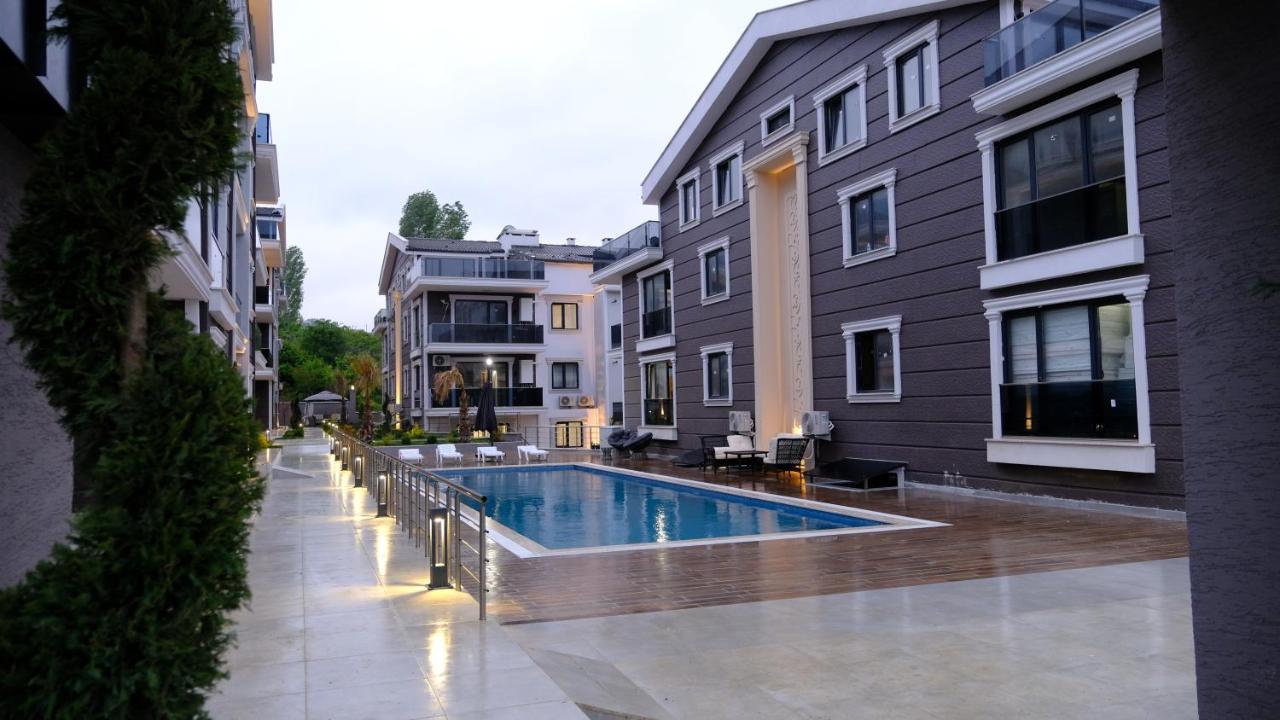 Flower City Suits Aparthotel Yalova  Esterno foto