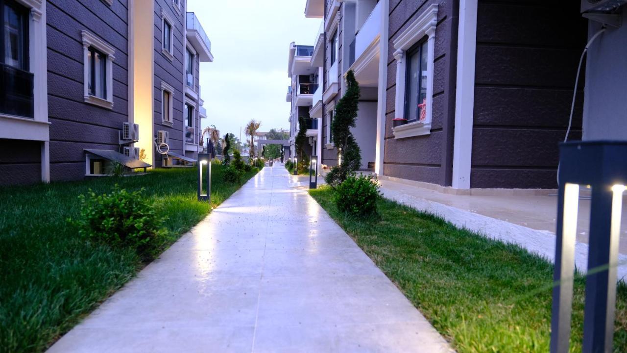 Flower City Suits Aparthotel Yalova  Esterno foto