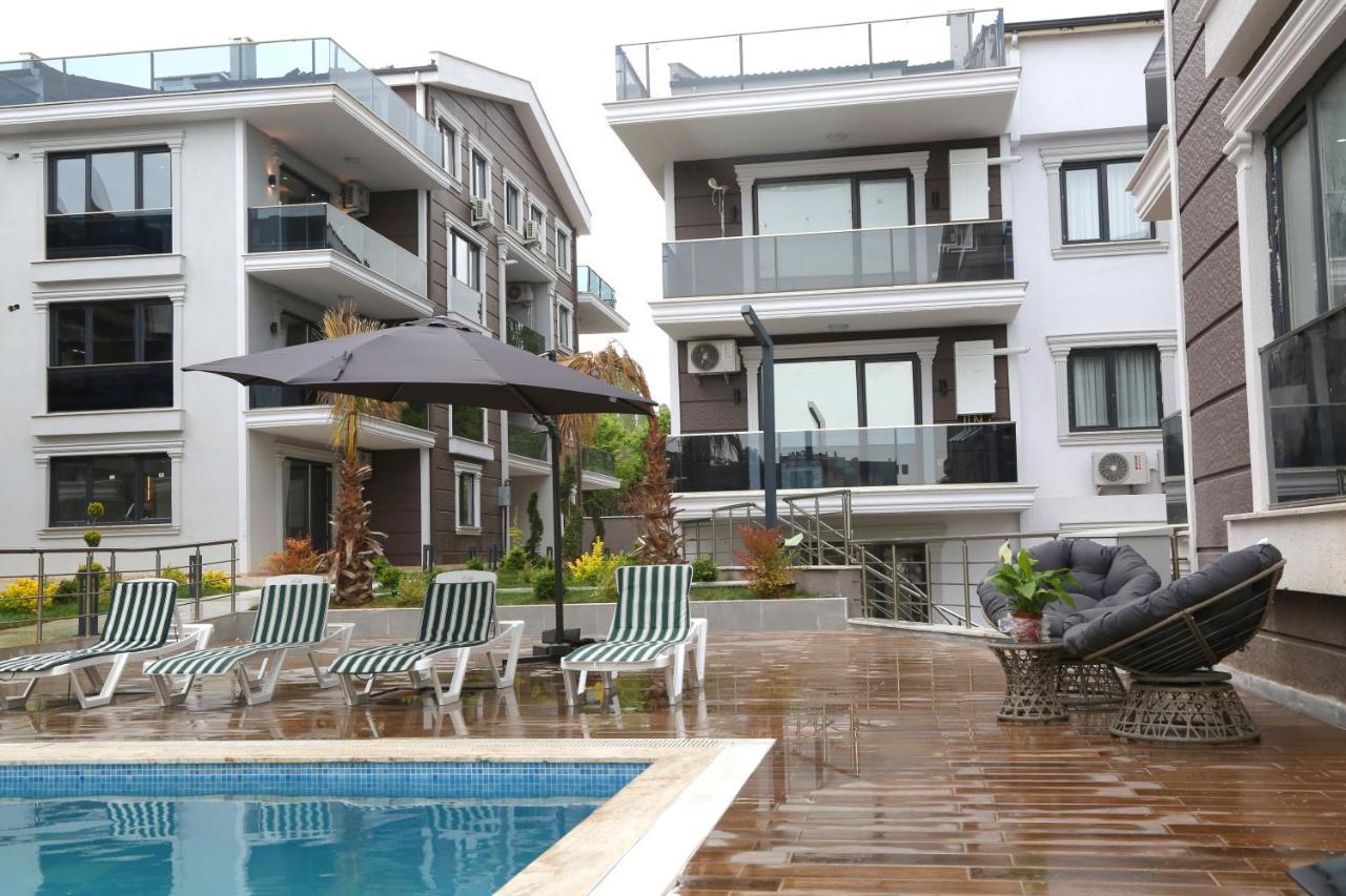 Flower City Suits Aparthotel Yalova  Esterno foto