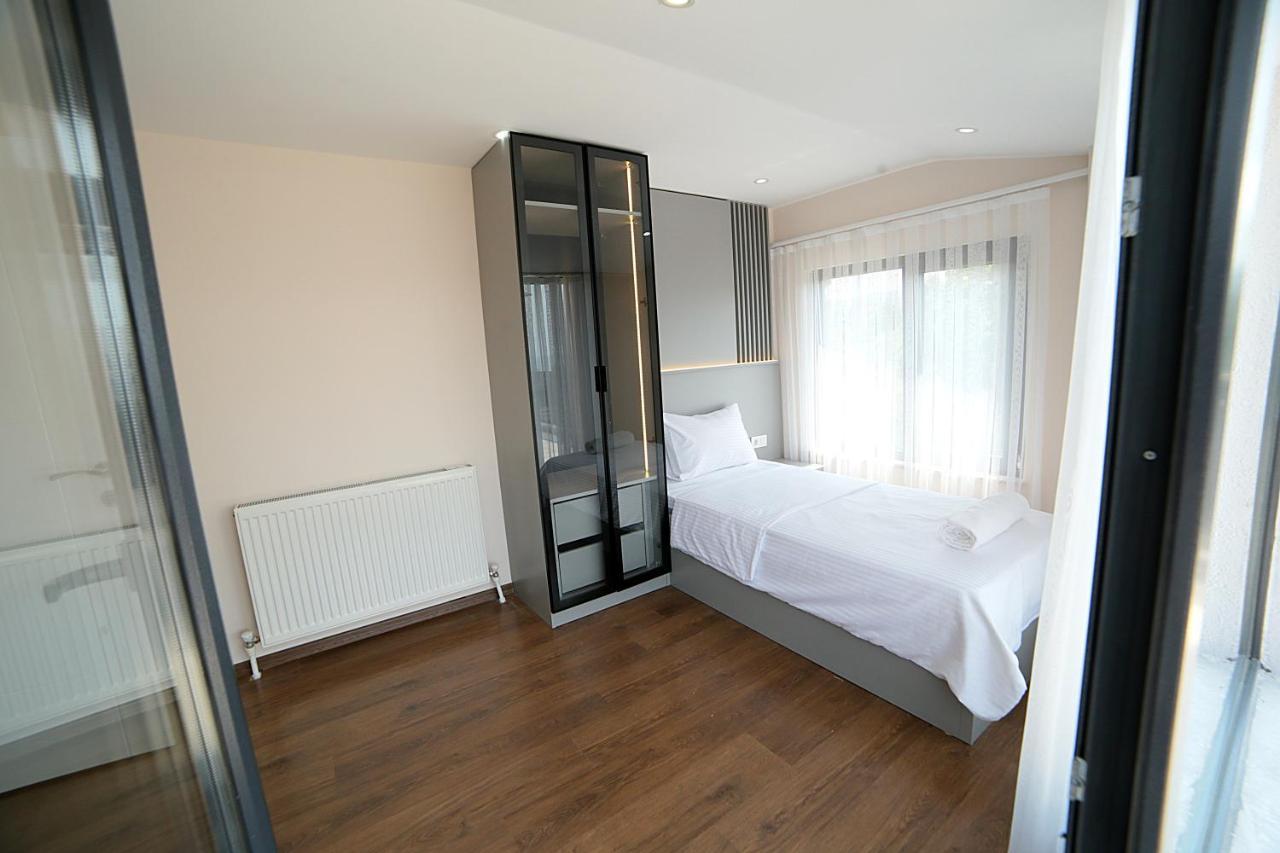 Flower City Suits Aparthotel Yalova  Esterno foto