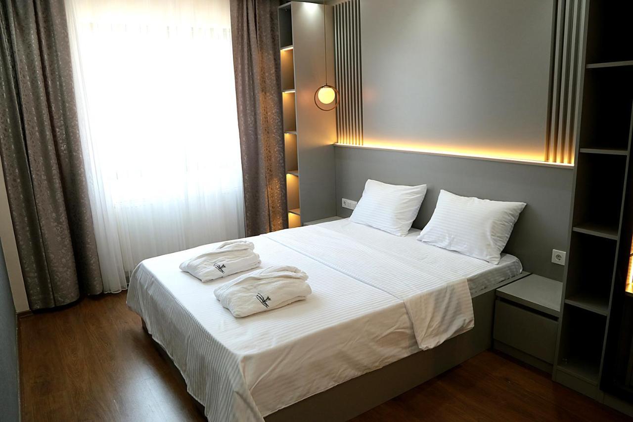 Flower City Suits Aparthotel Yalova  Esterno foto