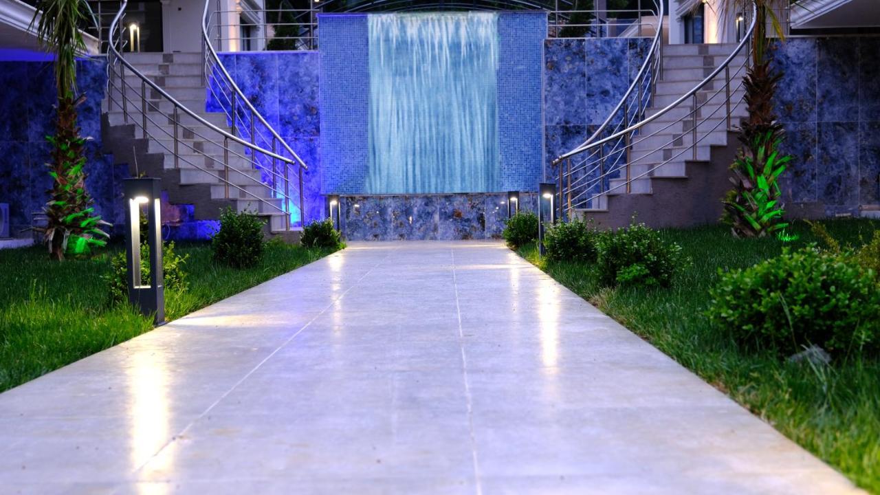 Flower City Suits Aparthotel Yalova  Esterno foto