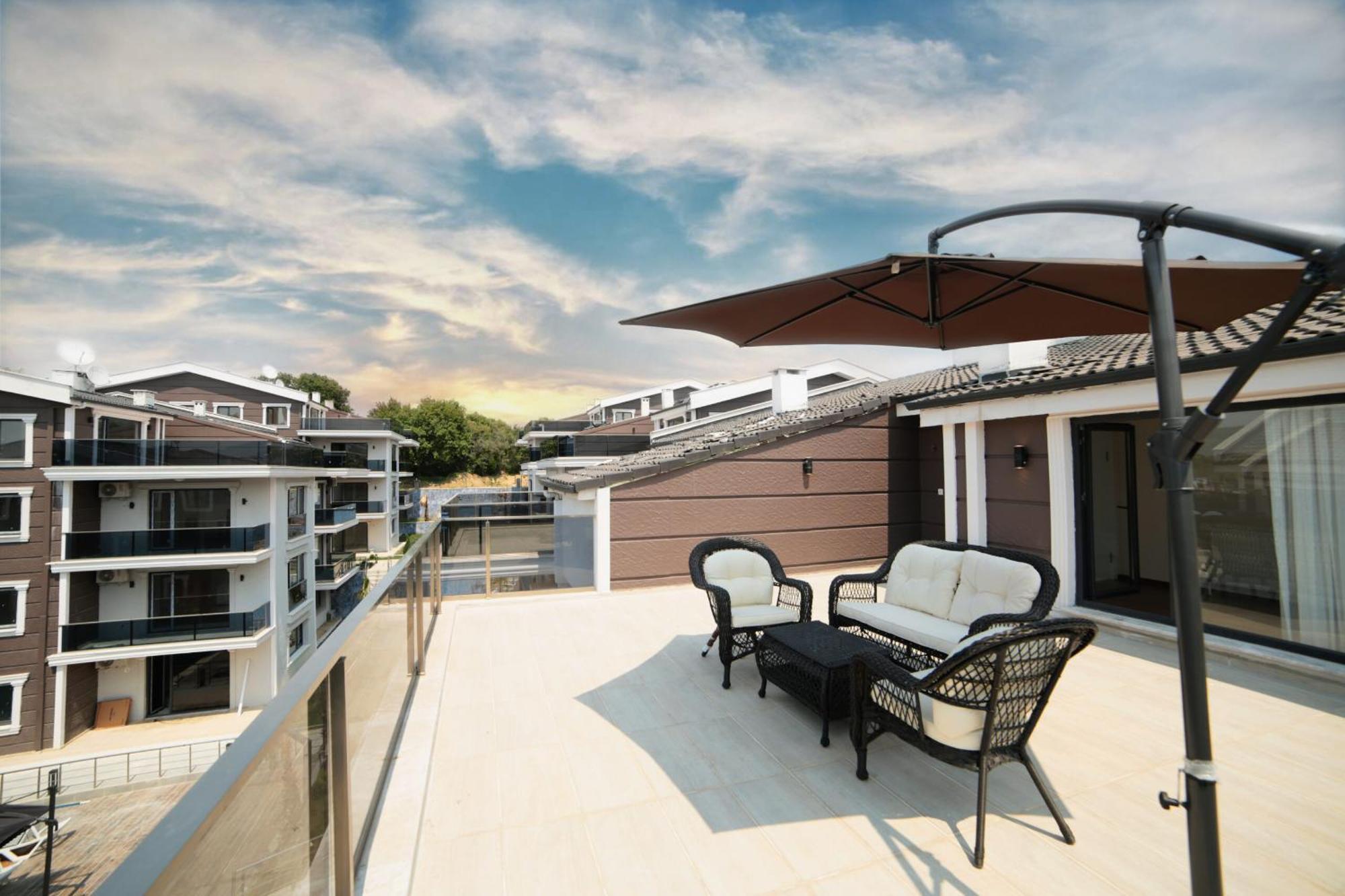 Flower City Suits Aparthotel Yalova  Esterno foto